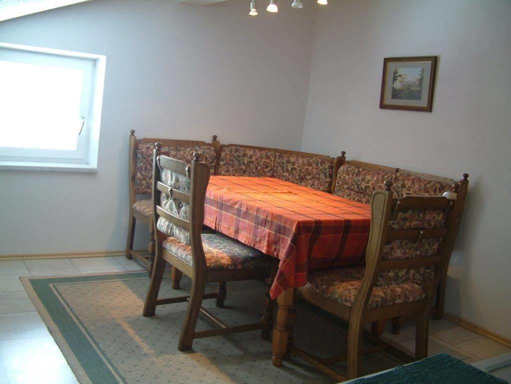 Appartementhaus Bergland Obsteig Bagian luar foto
